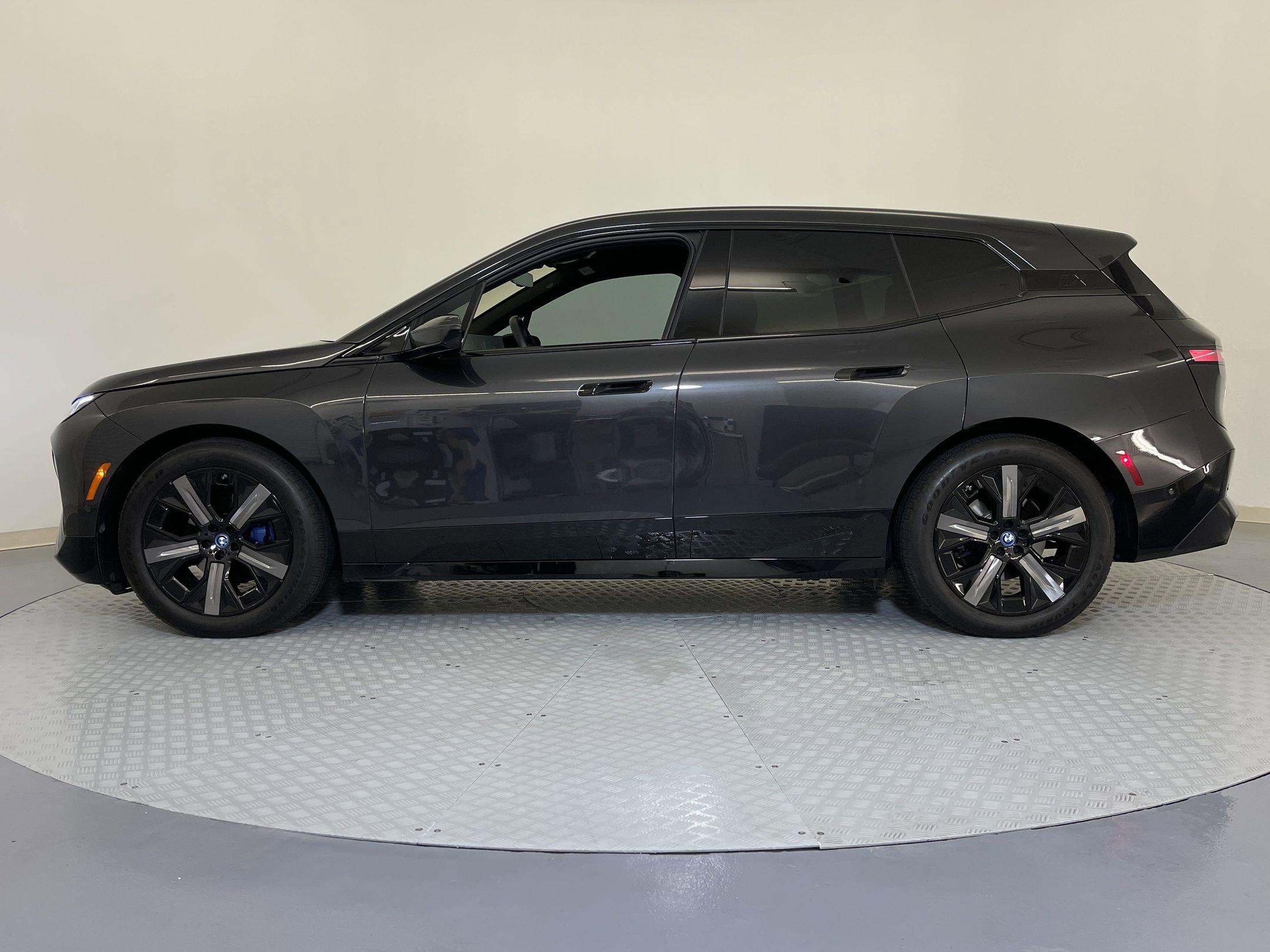 Used 2025 BMW iX Base with VIN WB523CF05SCT11526 for sale in Katy, TX