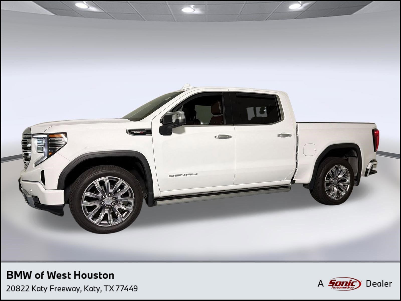 2023 GMC Sierra 4WD Crew Cab Short Box Denali's photo