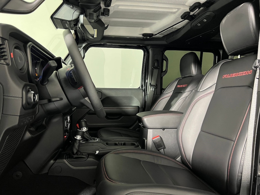 Used 2024 Jeep Wrangler Rubicon SUV