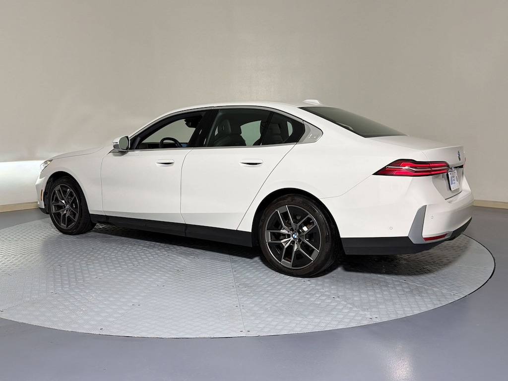 Used 2026 BMW 530i Sedan