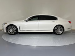 Used 2022 BMW 740i Sedan for sale in Houston