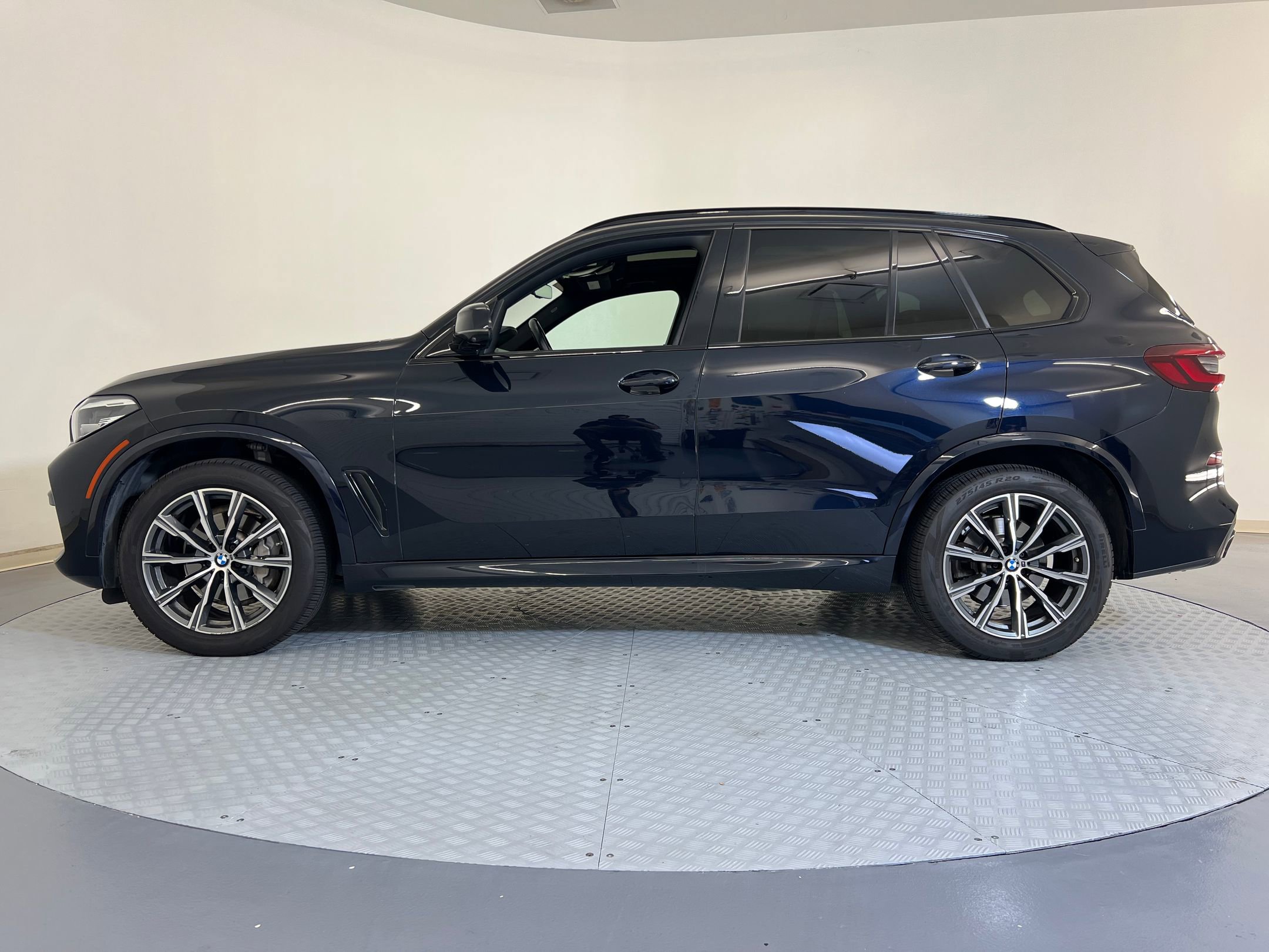 2021 Bmw X5 sDrive40i photo 2