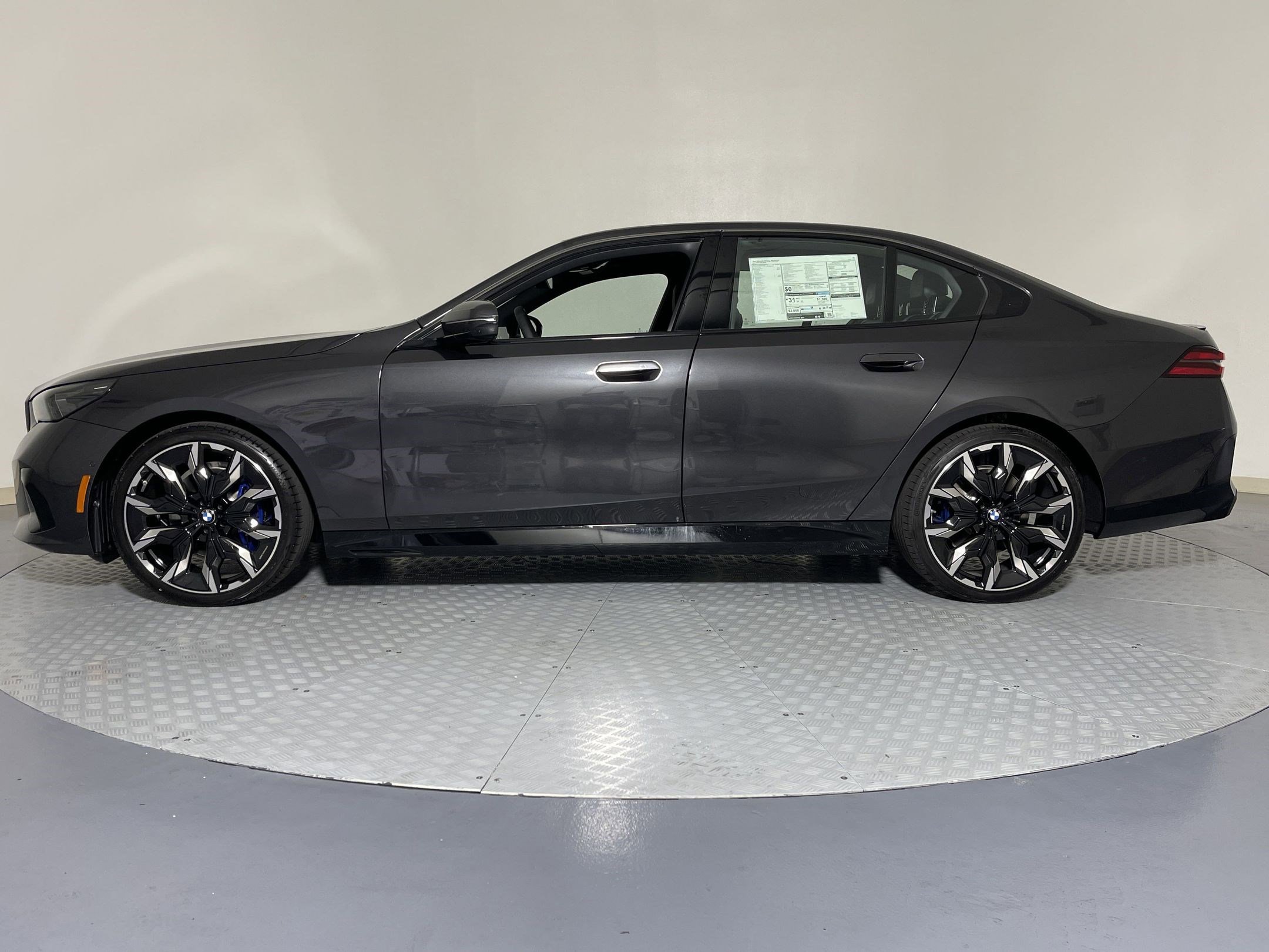 2026 Bmw 530i photo 2