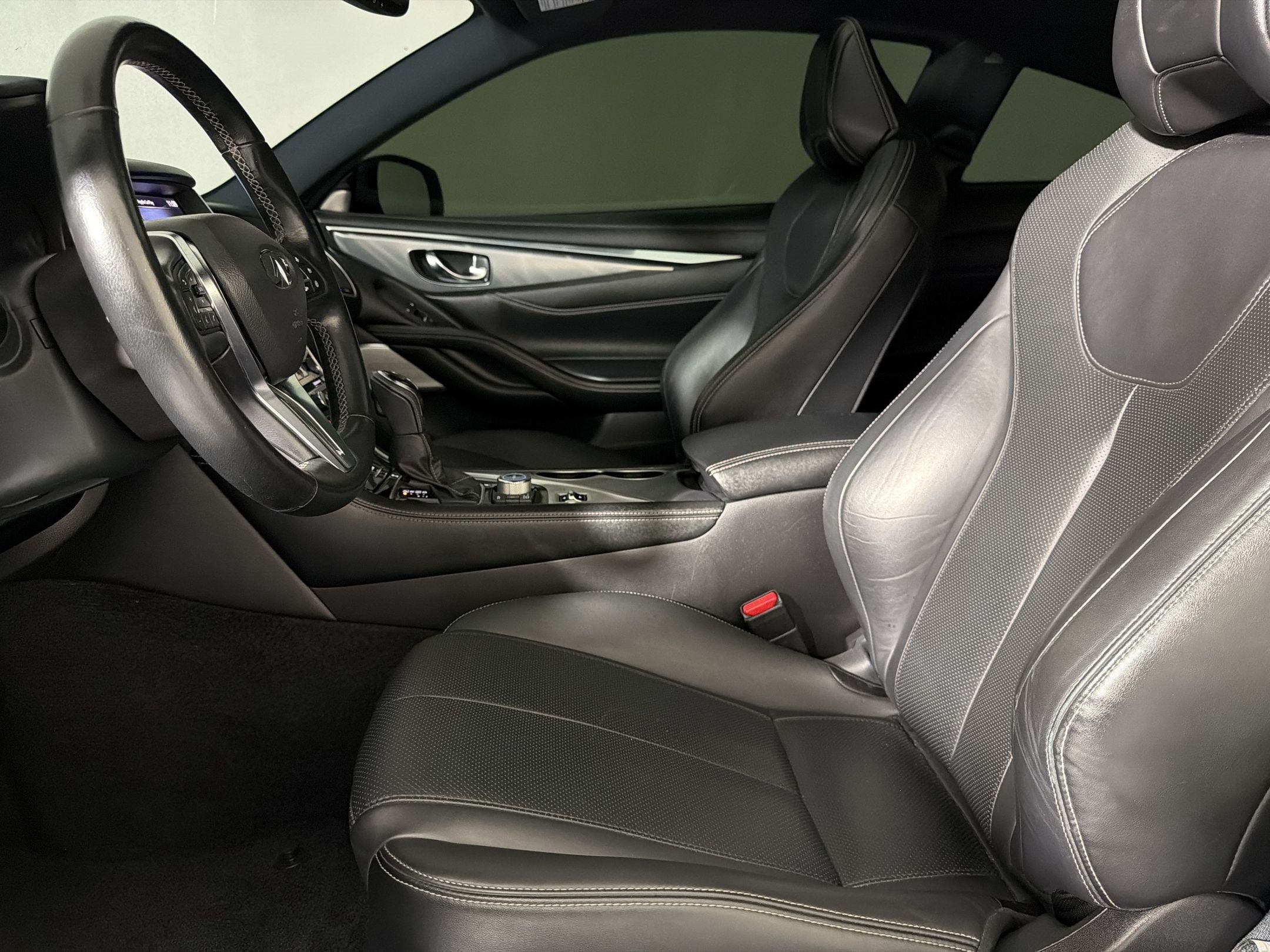 Q60 3.0t LUXE Coupe