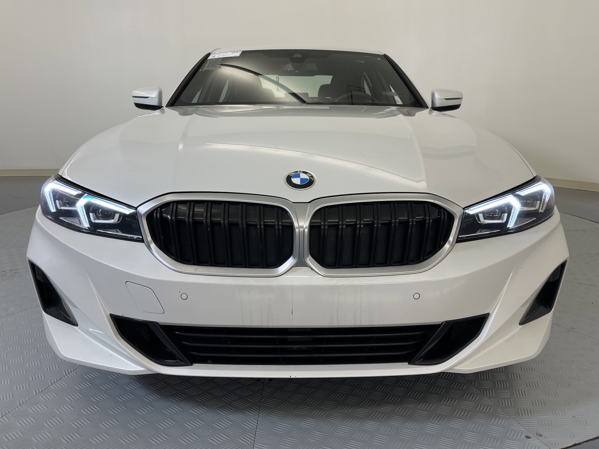 Used 2024 BMW 3 Series 330i with VIN 3MW69FF08R8E77365 for sale in Katy, TX