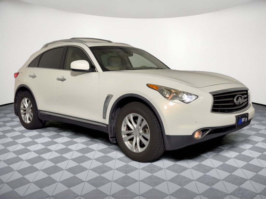FX37 Base SUV