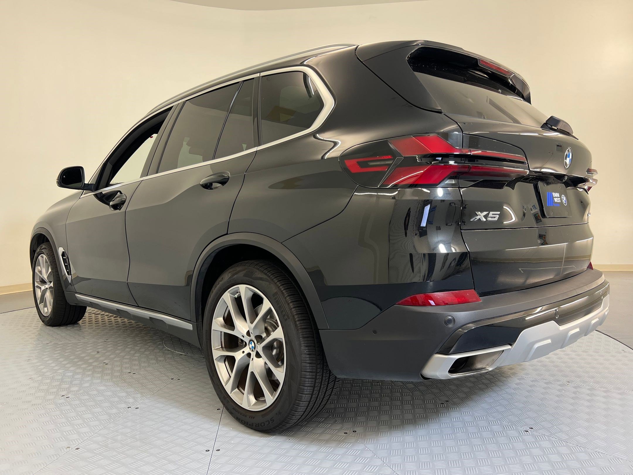 2024 Bmw X5 sDrive40i photo 3
