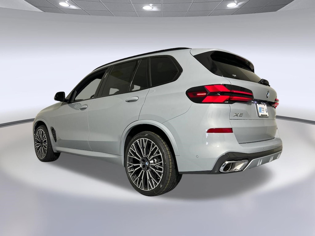 New 2026 BMW X5 xDrive40i SUV