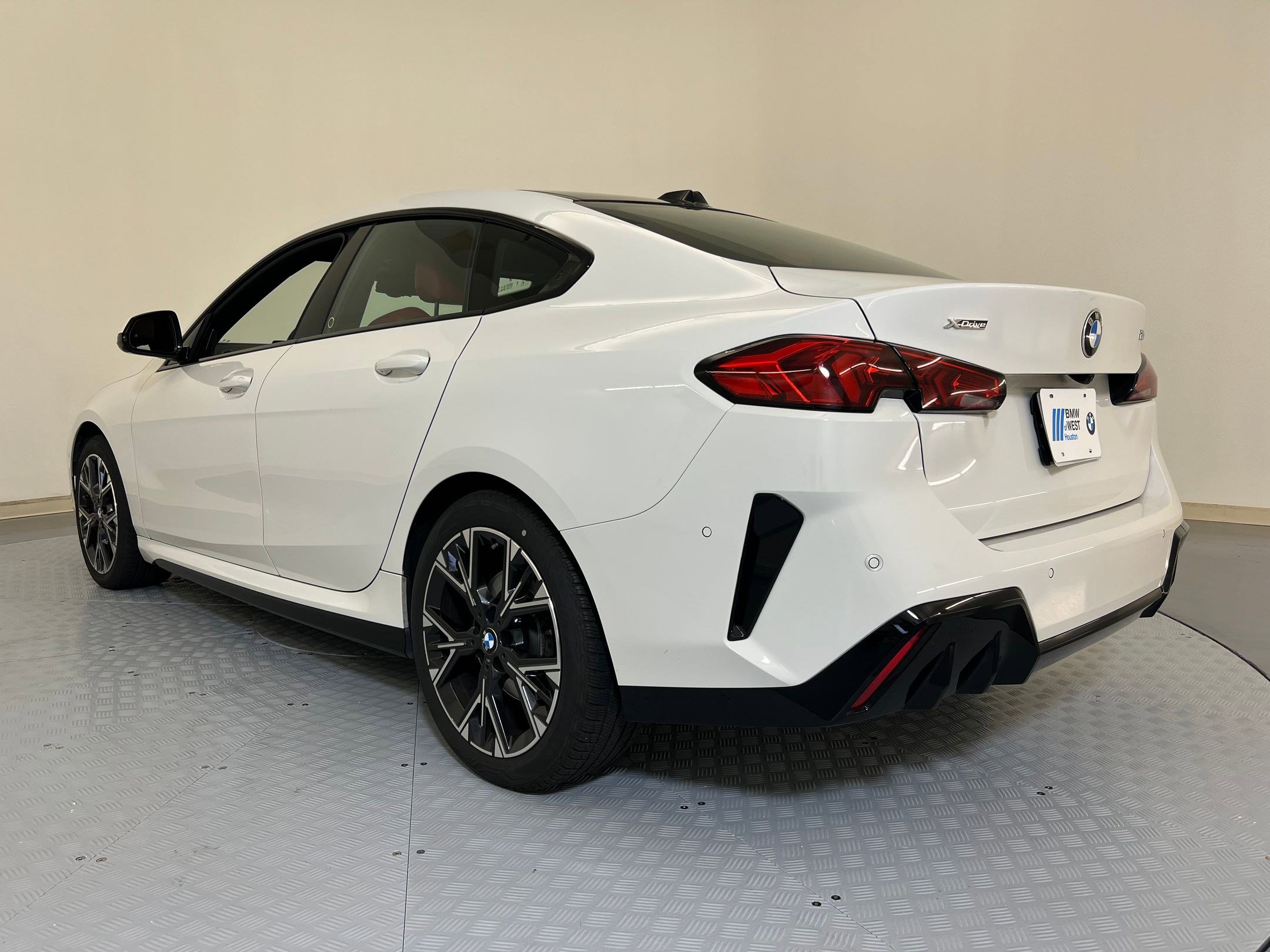 2025 Bmw 228i xDrive Gran Coupe photo 3