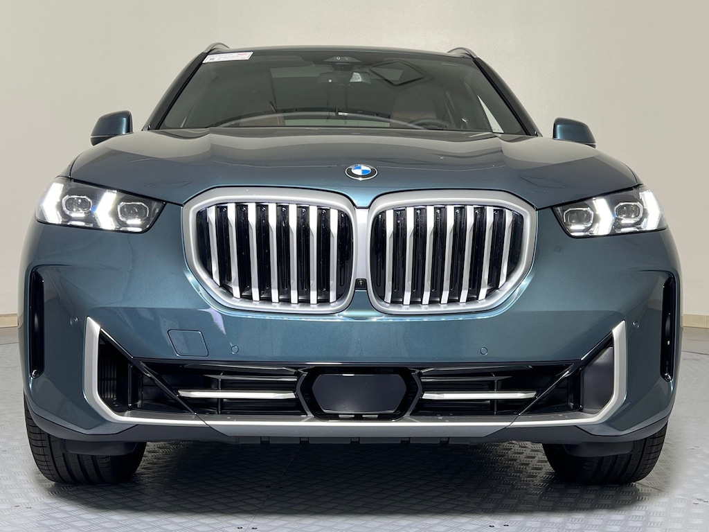 New 2026 BMW X5 sDrive40i SUV