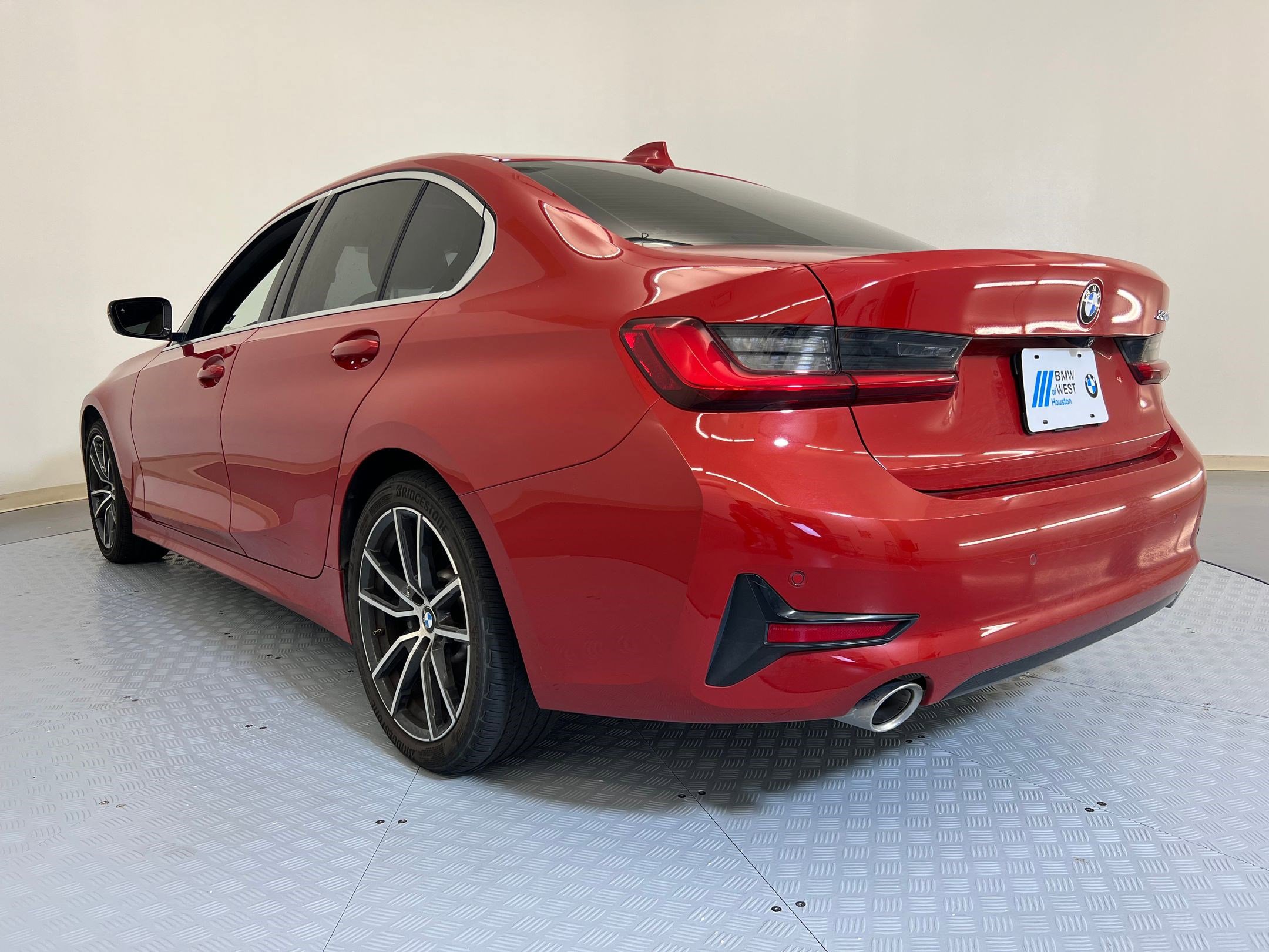 2020 Bmw 330i 3-Series photo 3