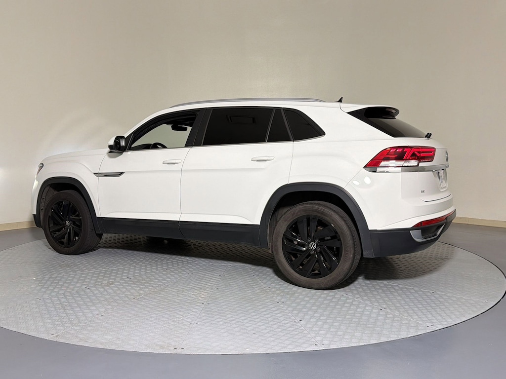 Used 2022 Volkswagen Atlas Cross Sport 2.0T SE w/Technology SUV