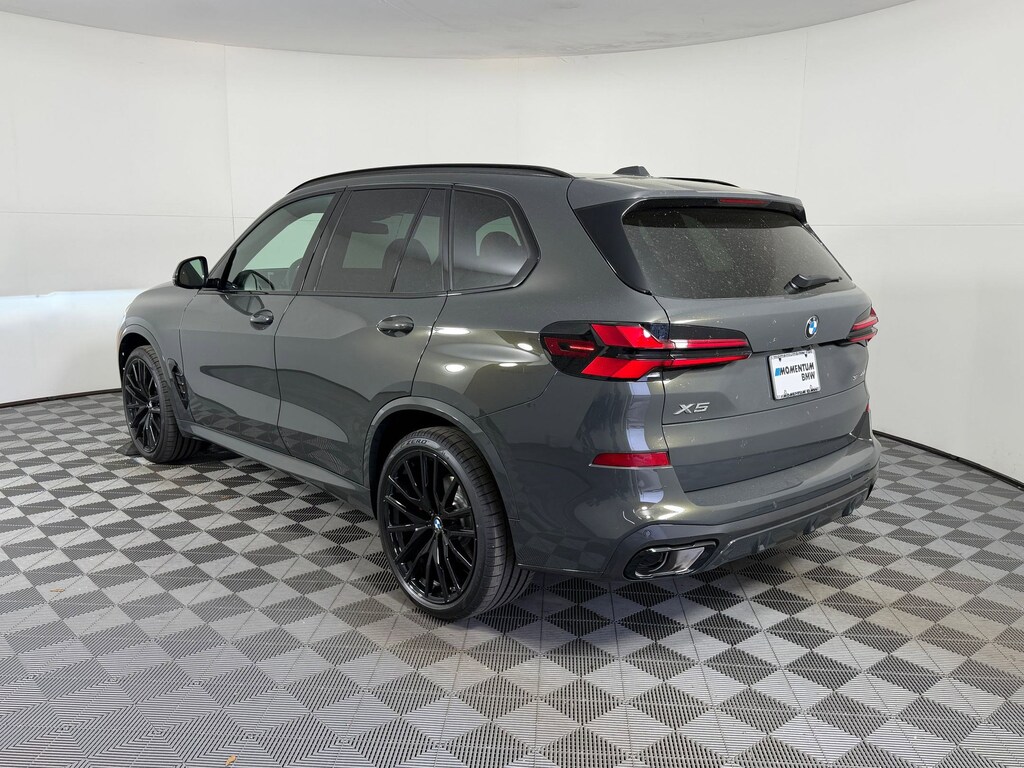 New 2026 BMW X5 sDrive40i SUV