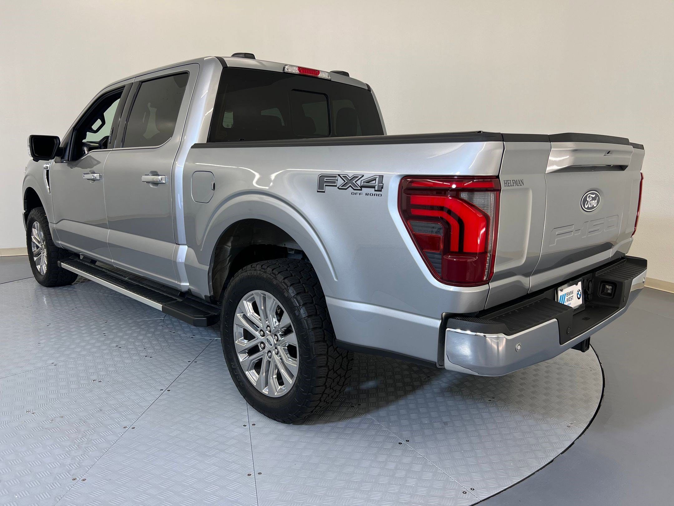 2024 Ford F-150 Lariat photo 3