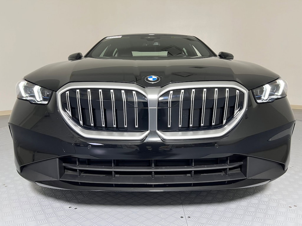 New 2026 BMW 530i xDrive Sedan