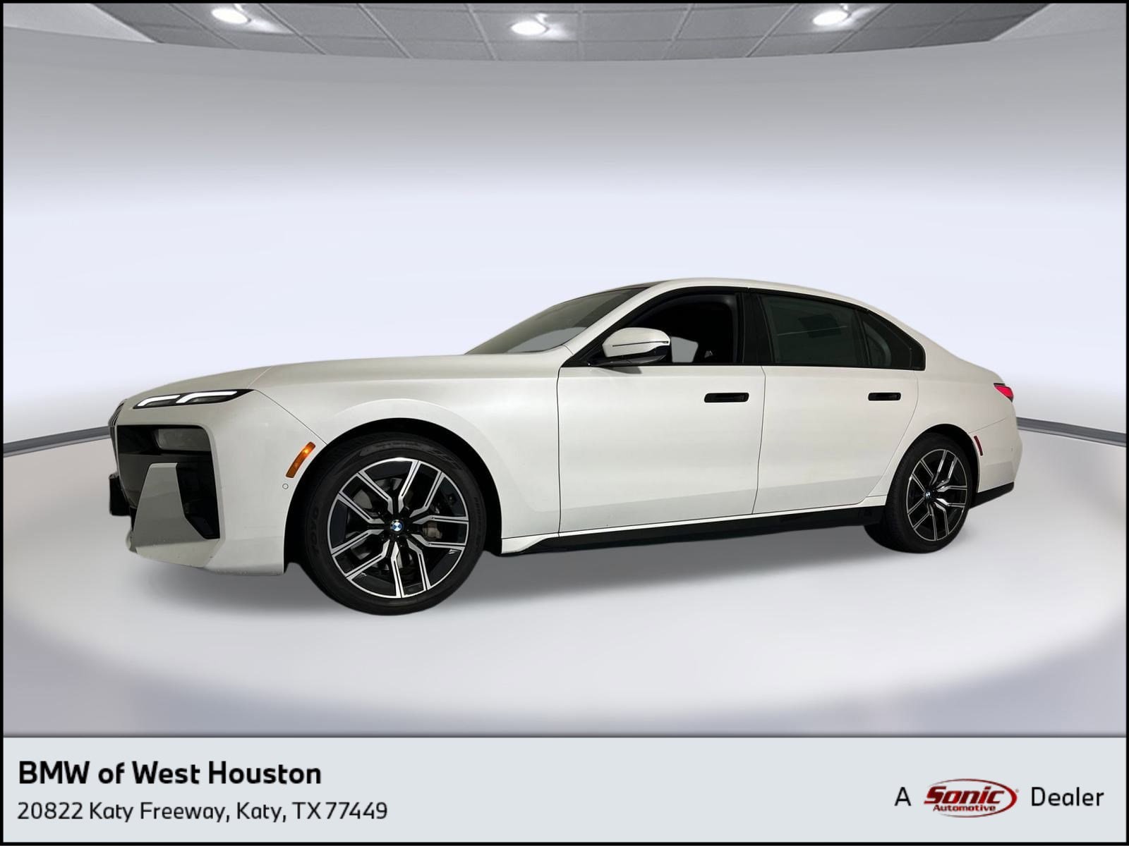 2024 BMW 7 Series 740i's photo