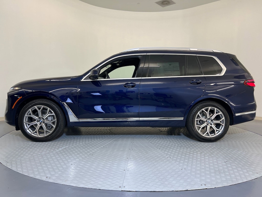New 2026 BMW X7 xDrive40i SUV
