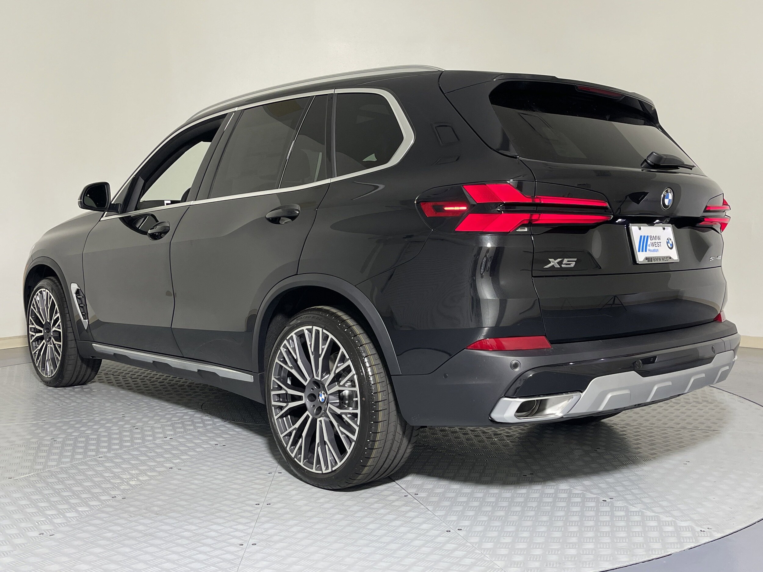 2026 Bmw X5 sDrive40i photo 3