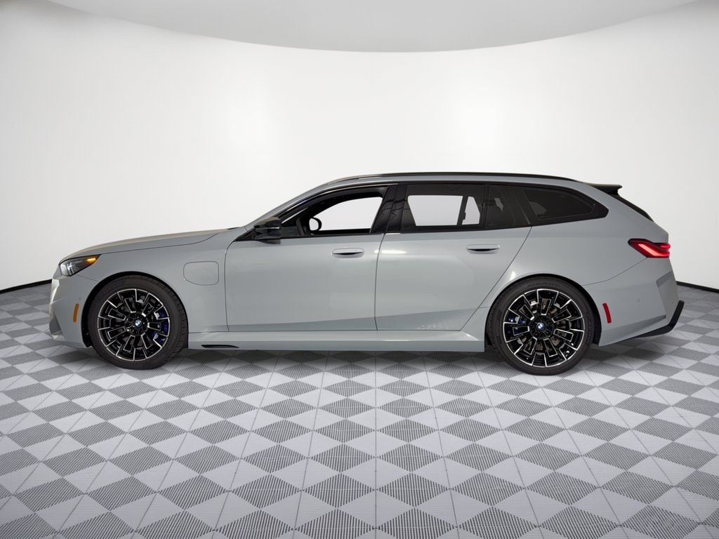 New 2027 BMW M5 Base Touring