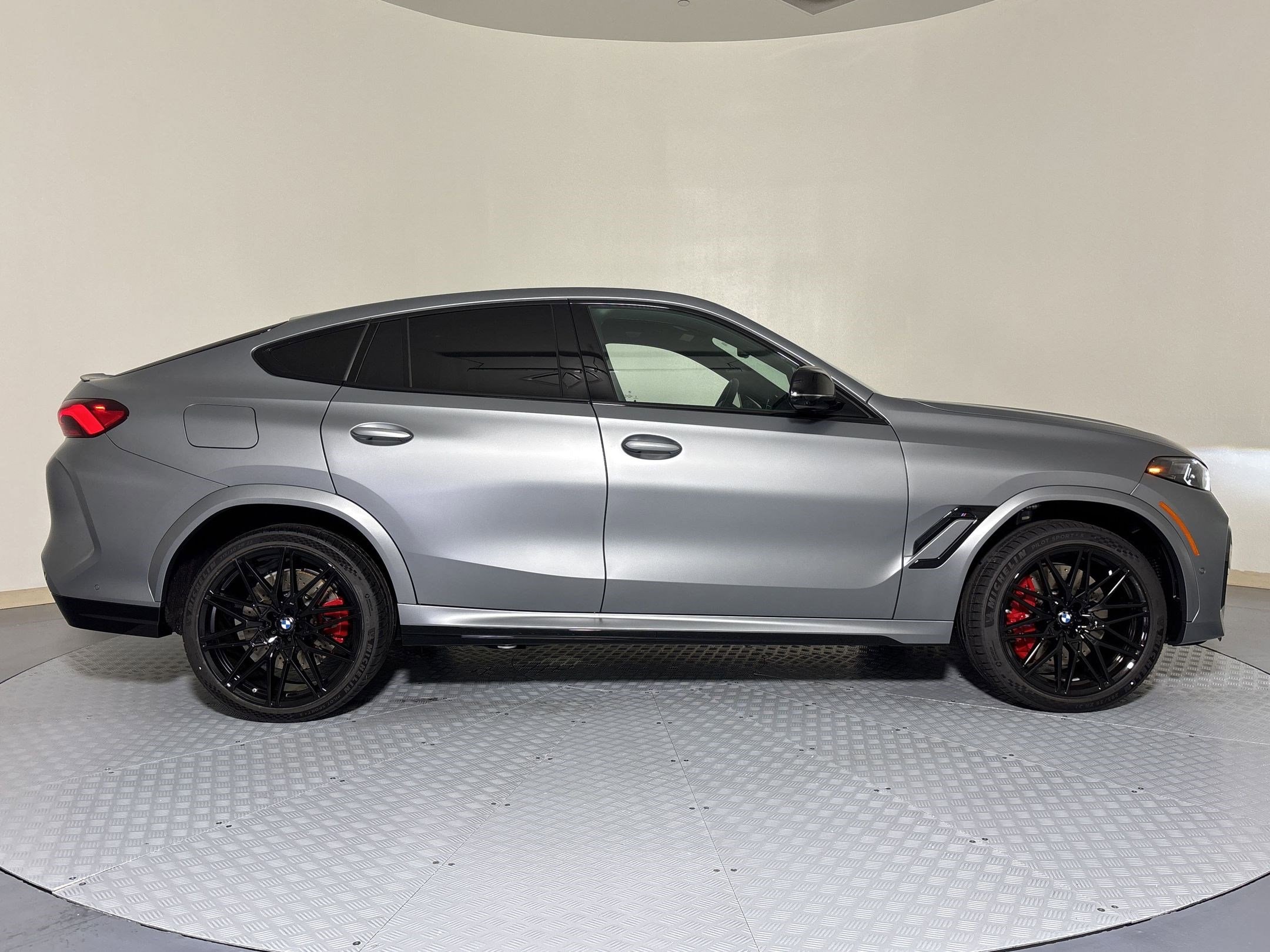 X6 M Competition SUV