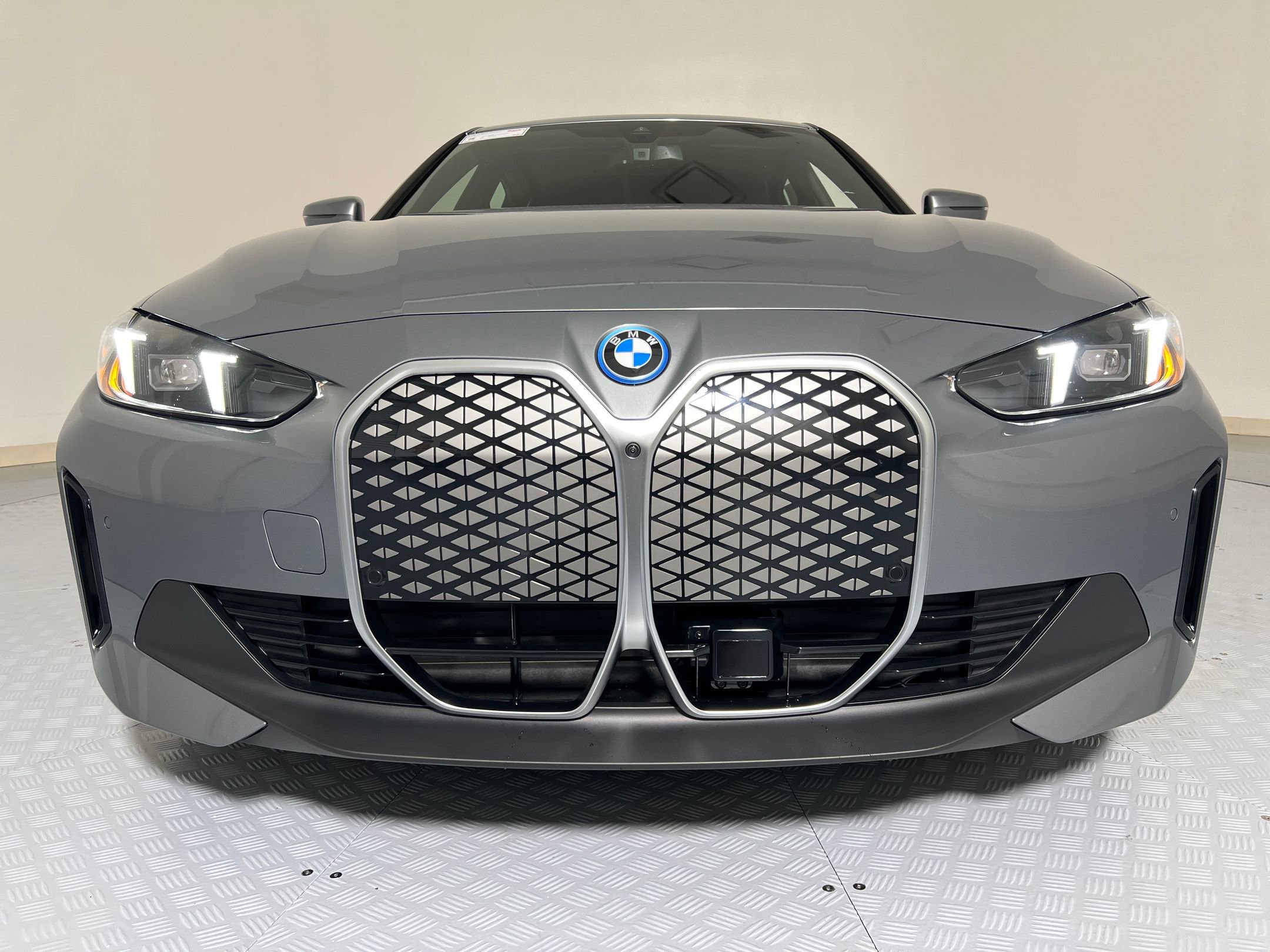 2025 Bmw i4 eDrive40 photo 4