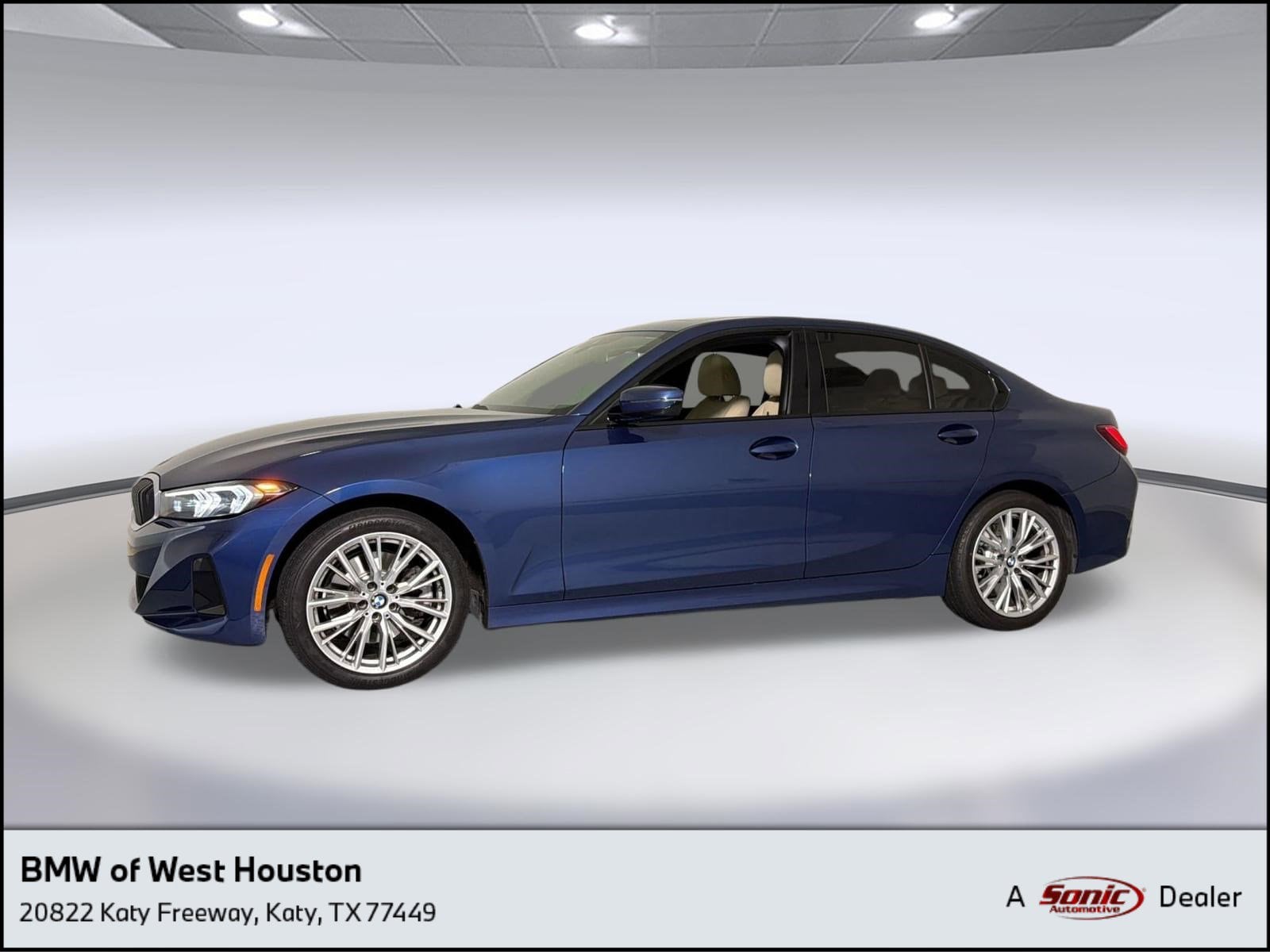 2023 BMW 3 Series 330i Sedan's photo