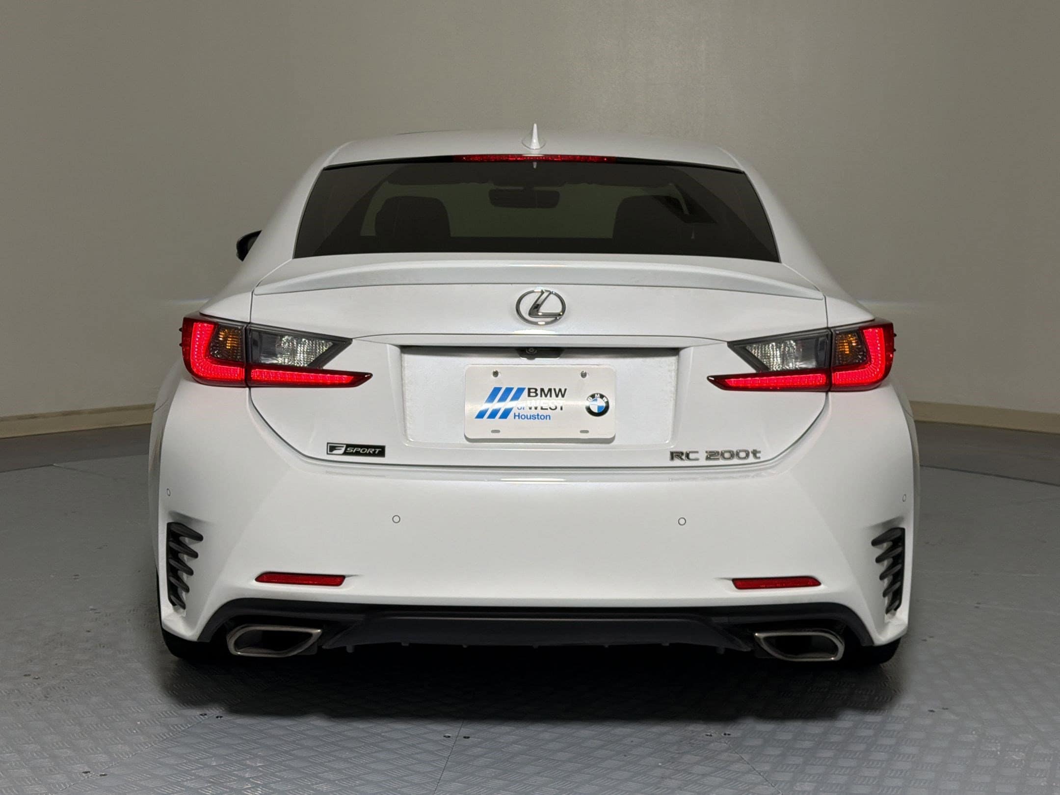 RC 200t Coupe