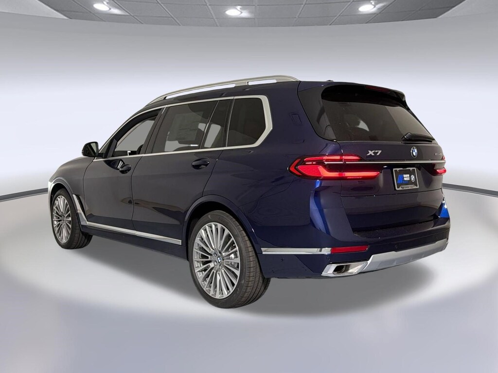 New 2027 BMW X7 xDrive40i SUV