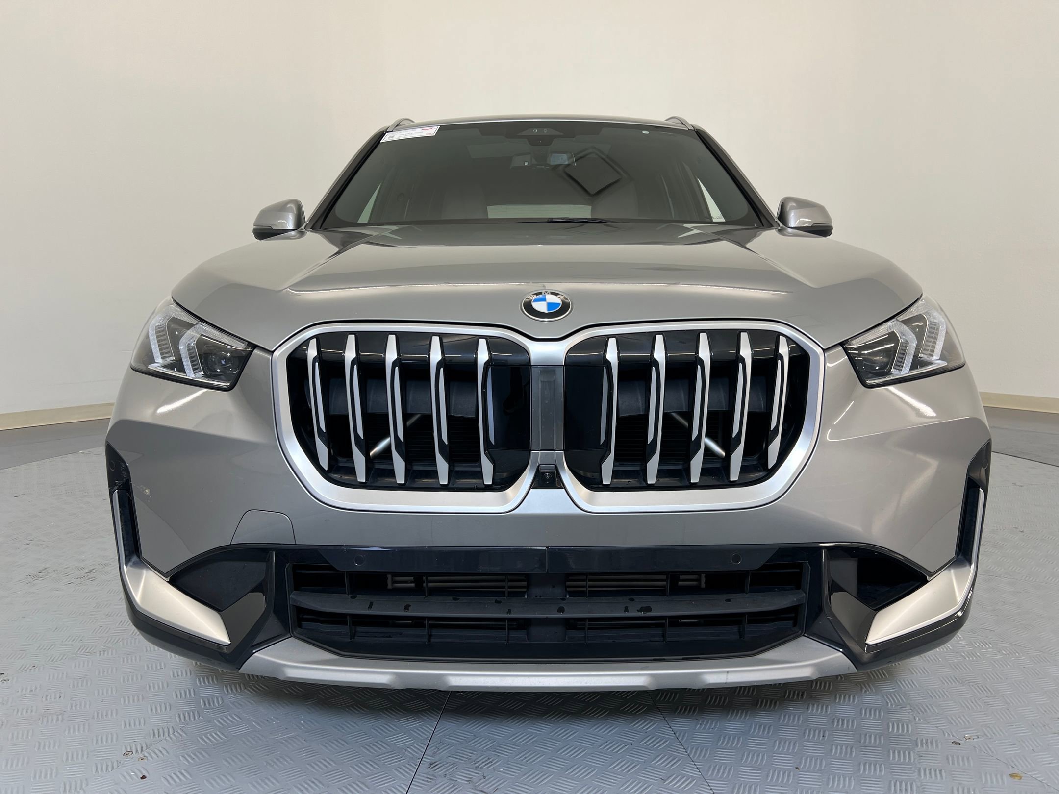 2025 Bmw X1 XDrive28i photo 3
