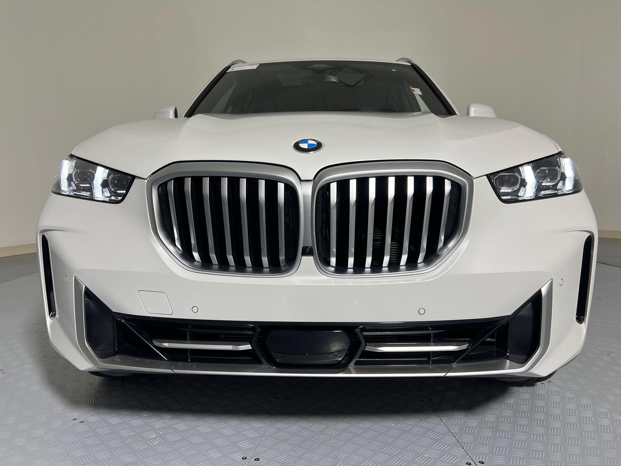 2026 Bmw X5 sDrive40i photo 2
