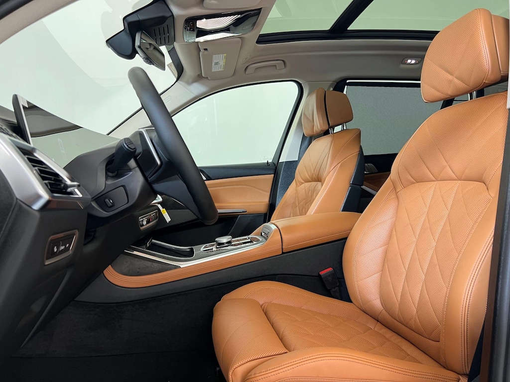 New 2026 BMW X7 xDrive40i SUV