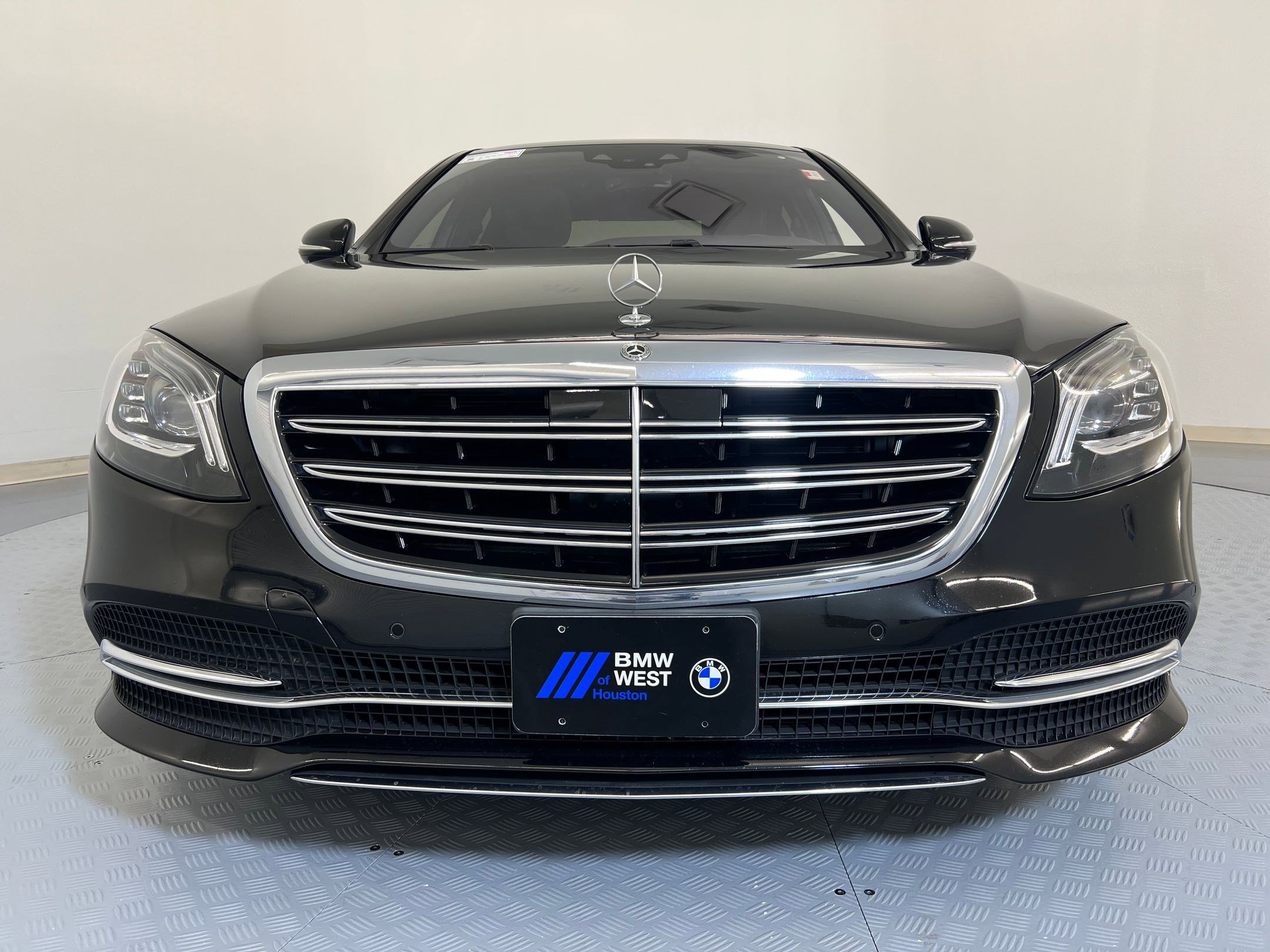 2019 Mercedes Benz S 450 photo 3