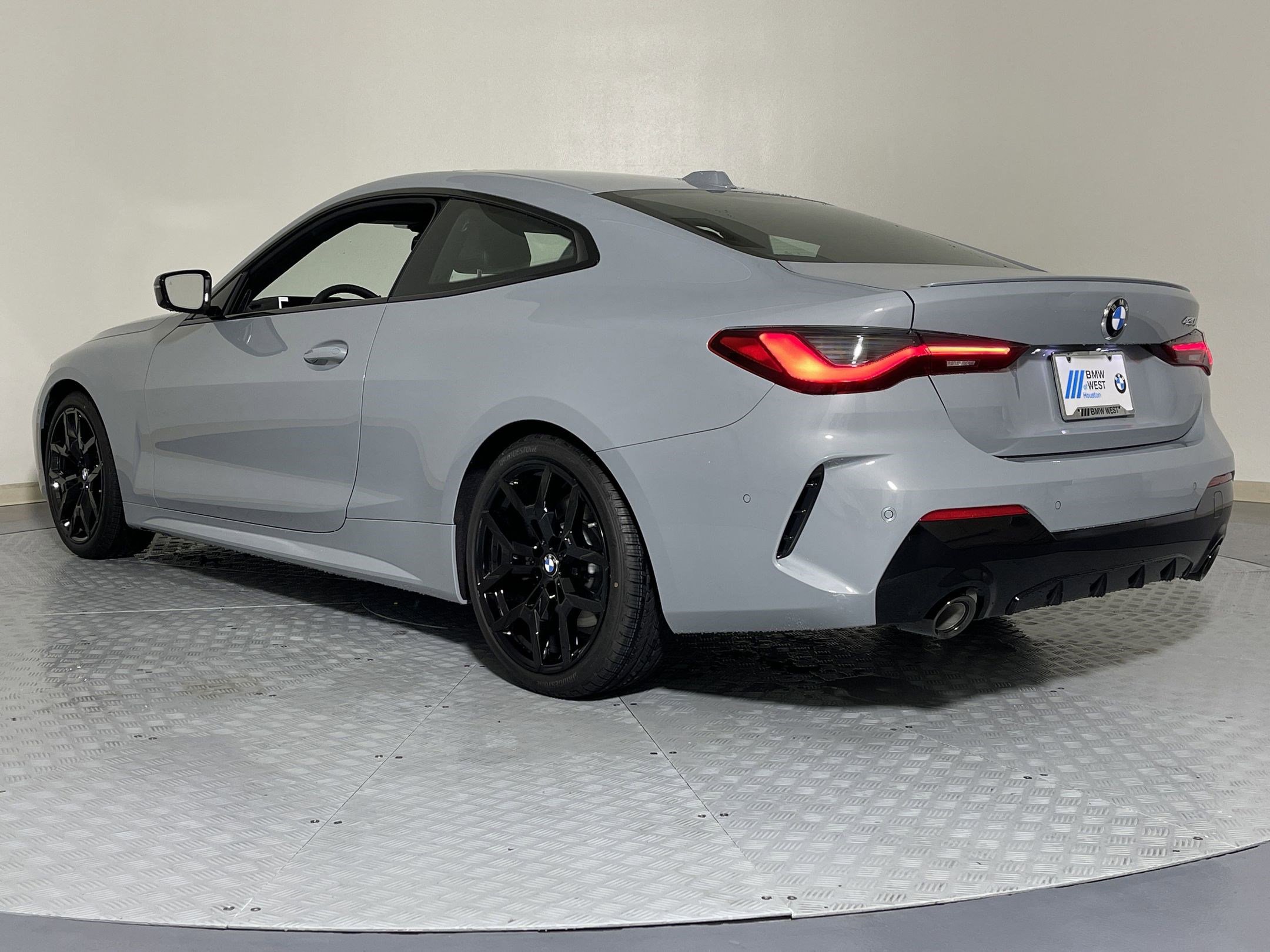 2026 Bmw 430i photo 3