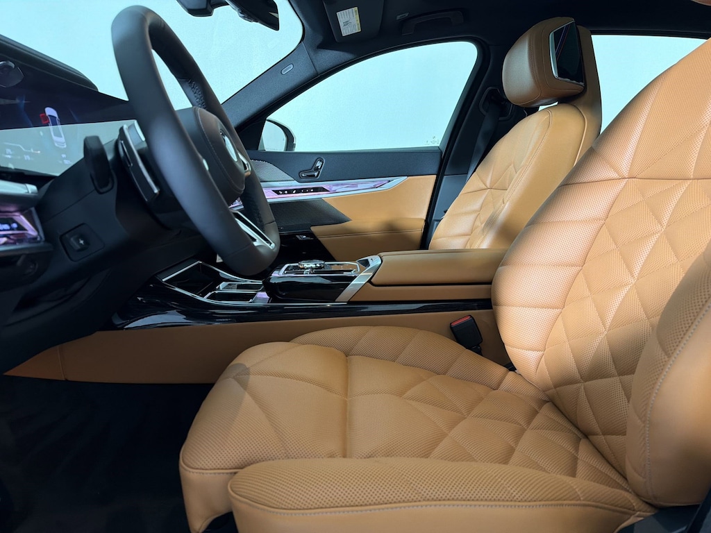 New 2026 BMW 740i Sedan