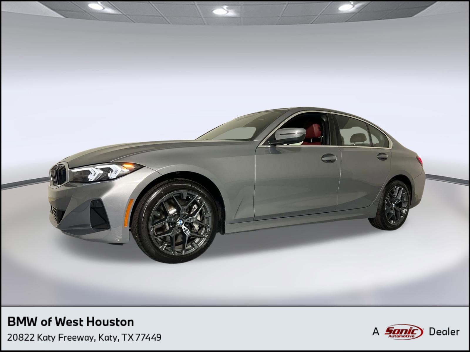 2025 BMW 3 Series 330i xDrive Sedan's photo