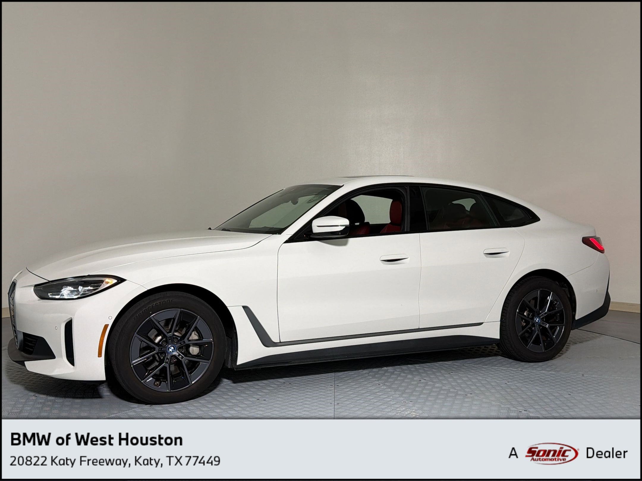 2023 BMW i4 eDrive35's photo