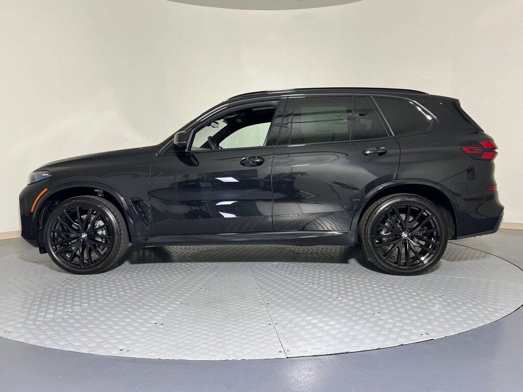 New 2026 BMW X5 sDrive40i SUV