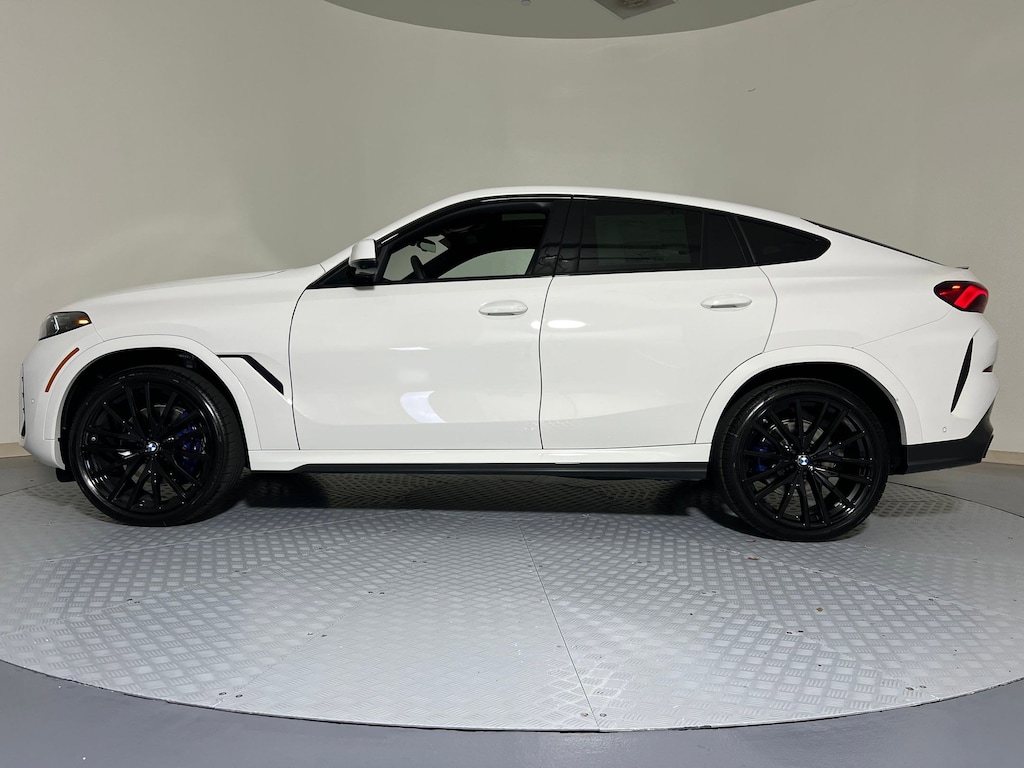 New 2026 BMW X6 xDrive40i SUV