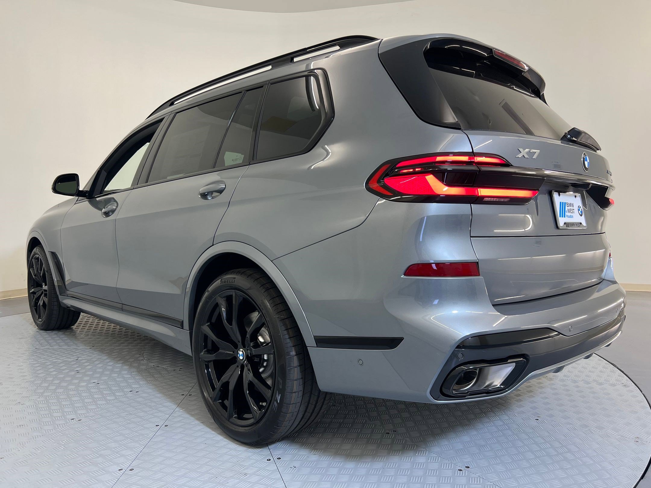2026 Bmw X7 xDrive40i photo 3