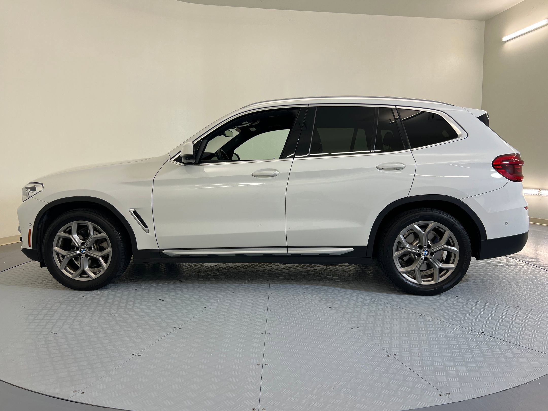 2021 Bmw X3 sDrive30i photo 2