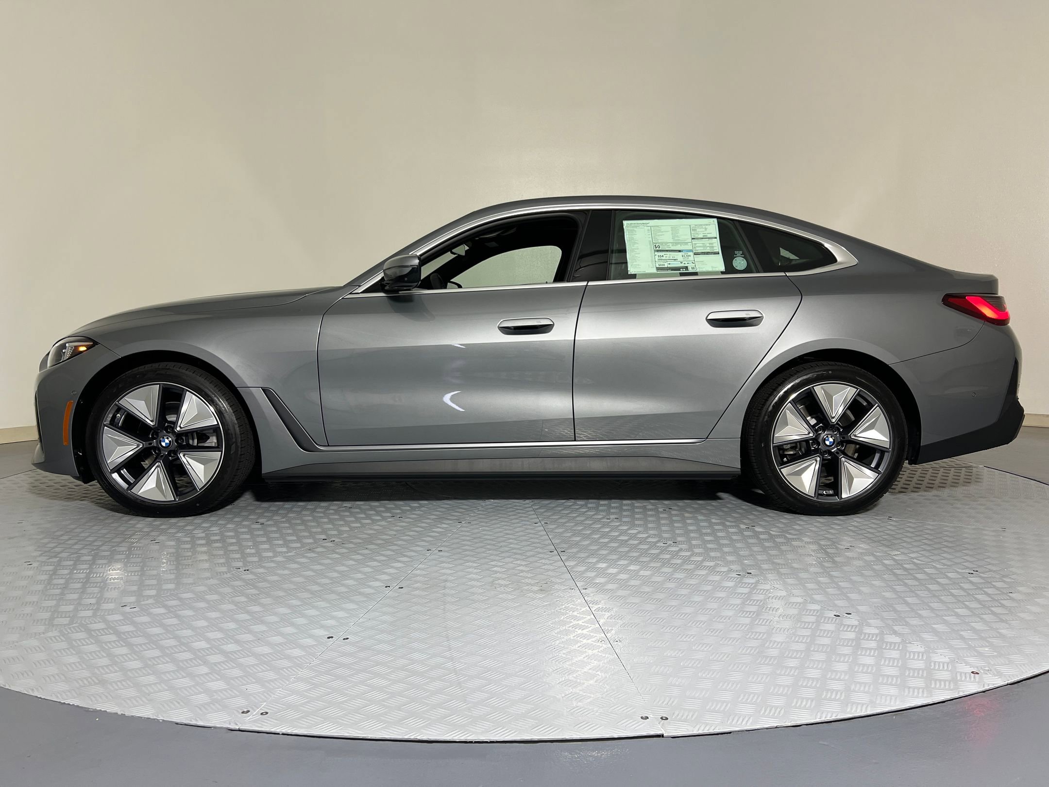 2025 Bmw i4 eDrive40 photo 2