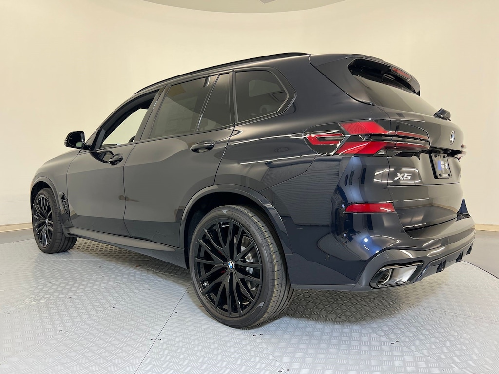 New 2026 BMW X5 sDrive40i SUV