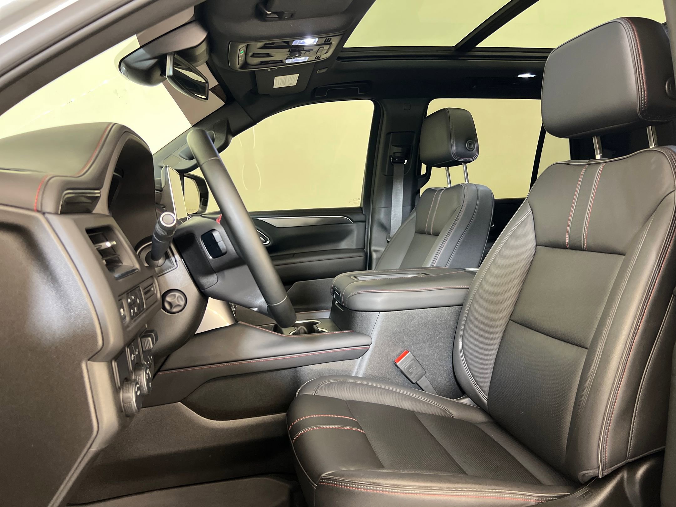 2024 Chevrolet Tahoe RST photo 4