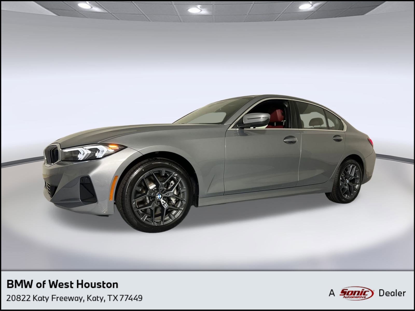 2025 BMW 3 Series 330i's photo