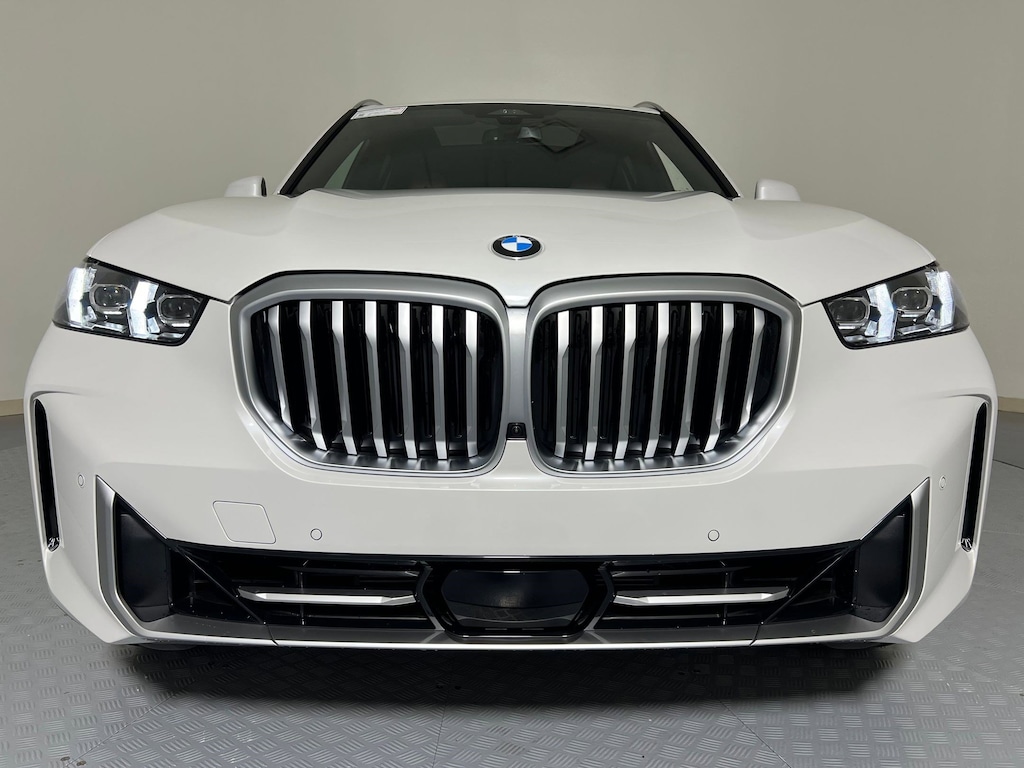 New 2026 BMW X5 sDrive40i SUV