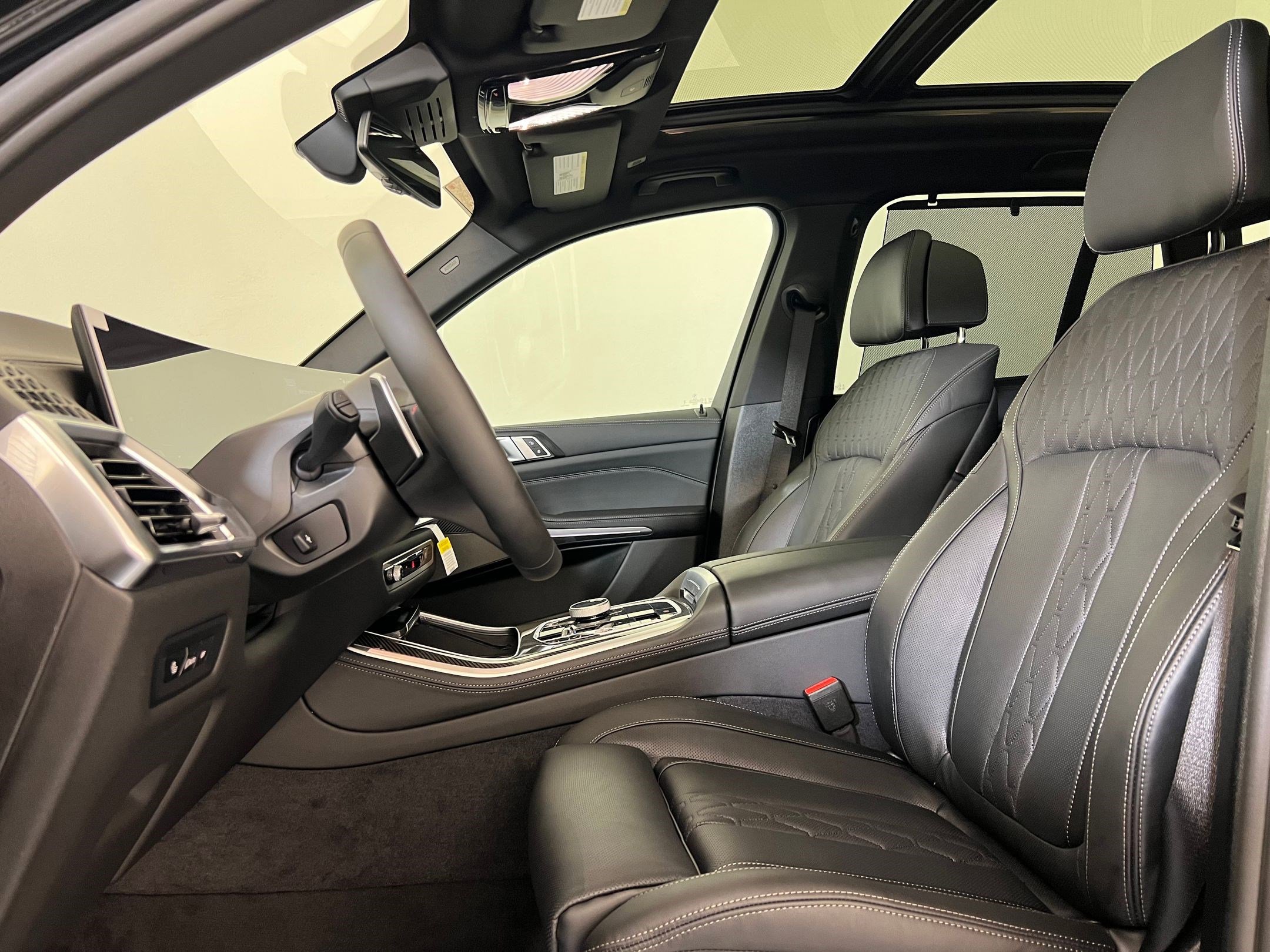 2026 Bmw X5 M60i photo 4