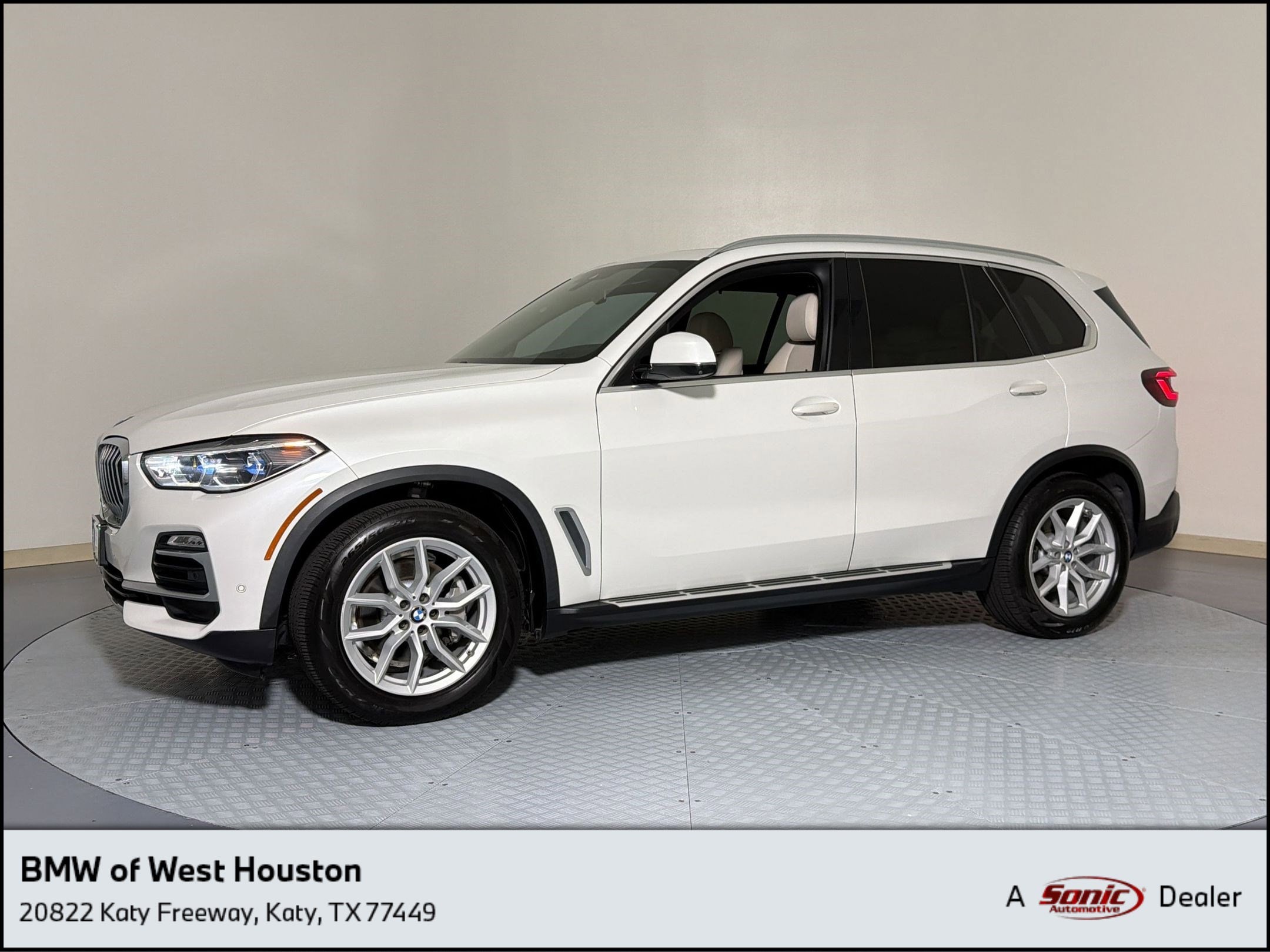2020 BMW X5 sDrive40i's photo