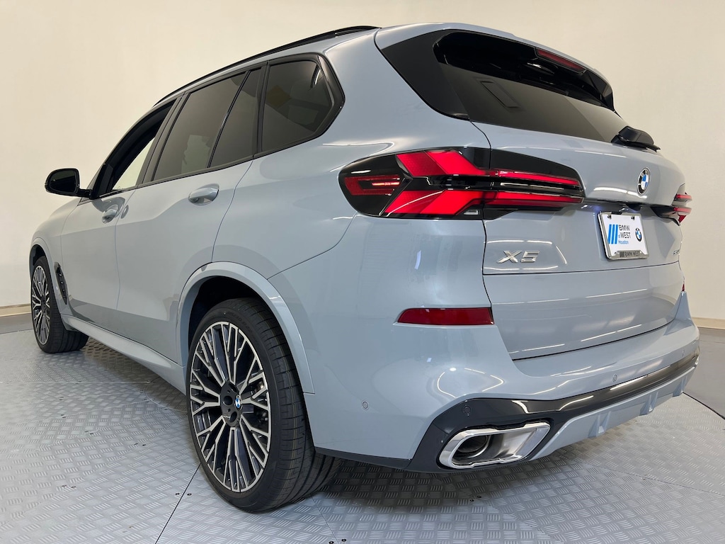 New 2026 BMW X5 sDrive40i SUV