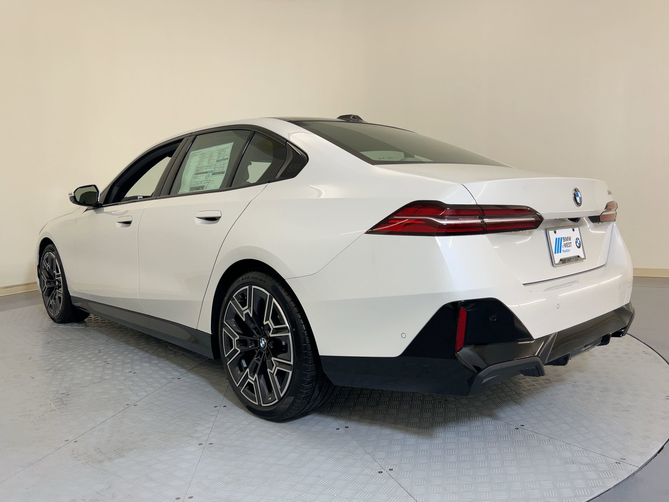 2026 Bmw 530i Sedan photo 3