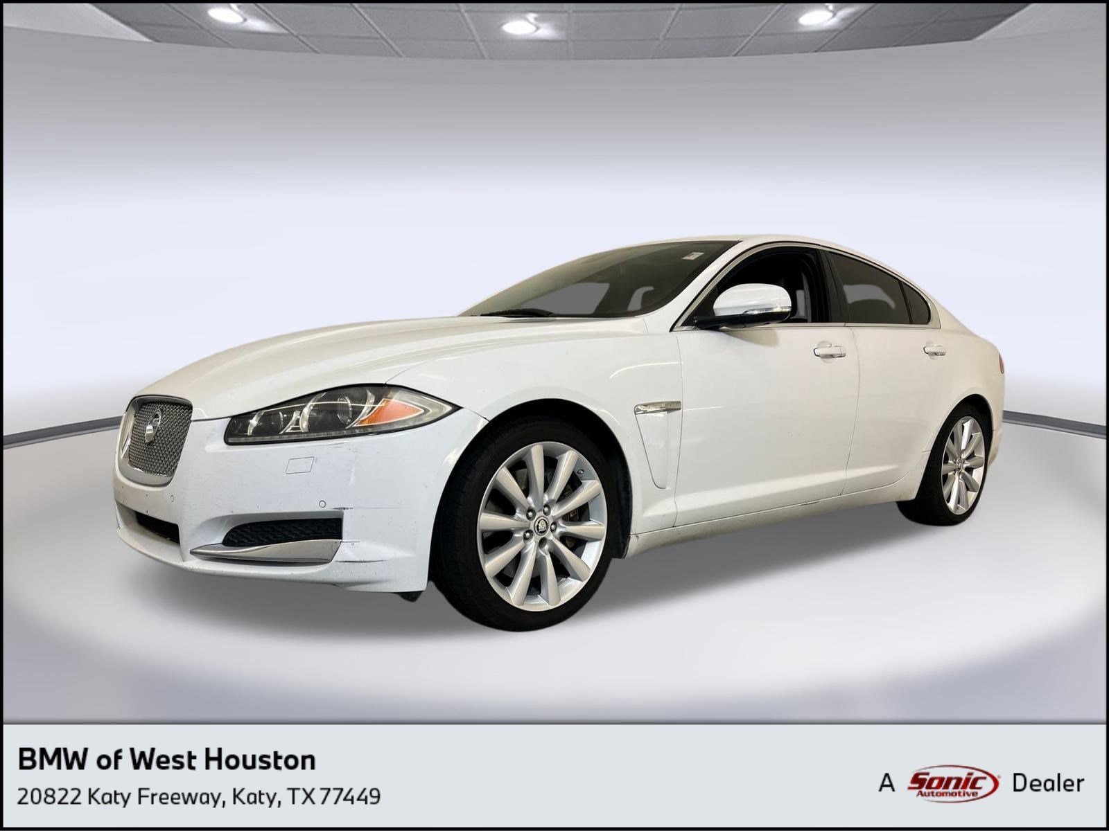 2013 Jaguar XF Base's photo